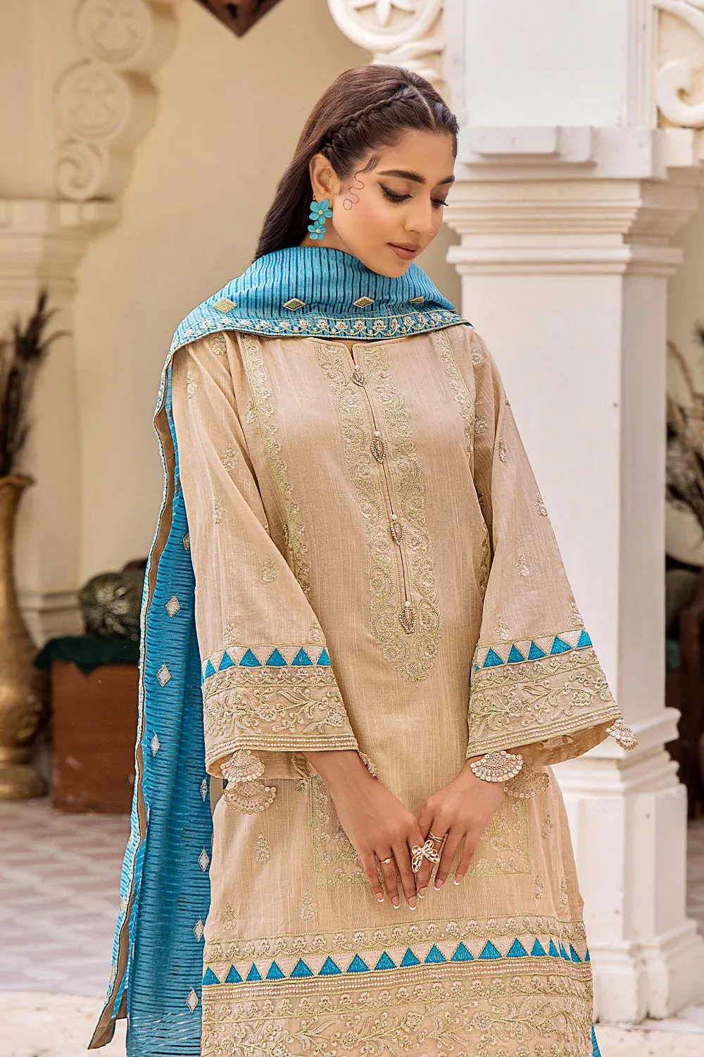 3 Pcs Unstitched Emb Khaddar Suit KKE-1612