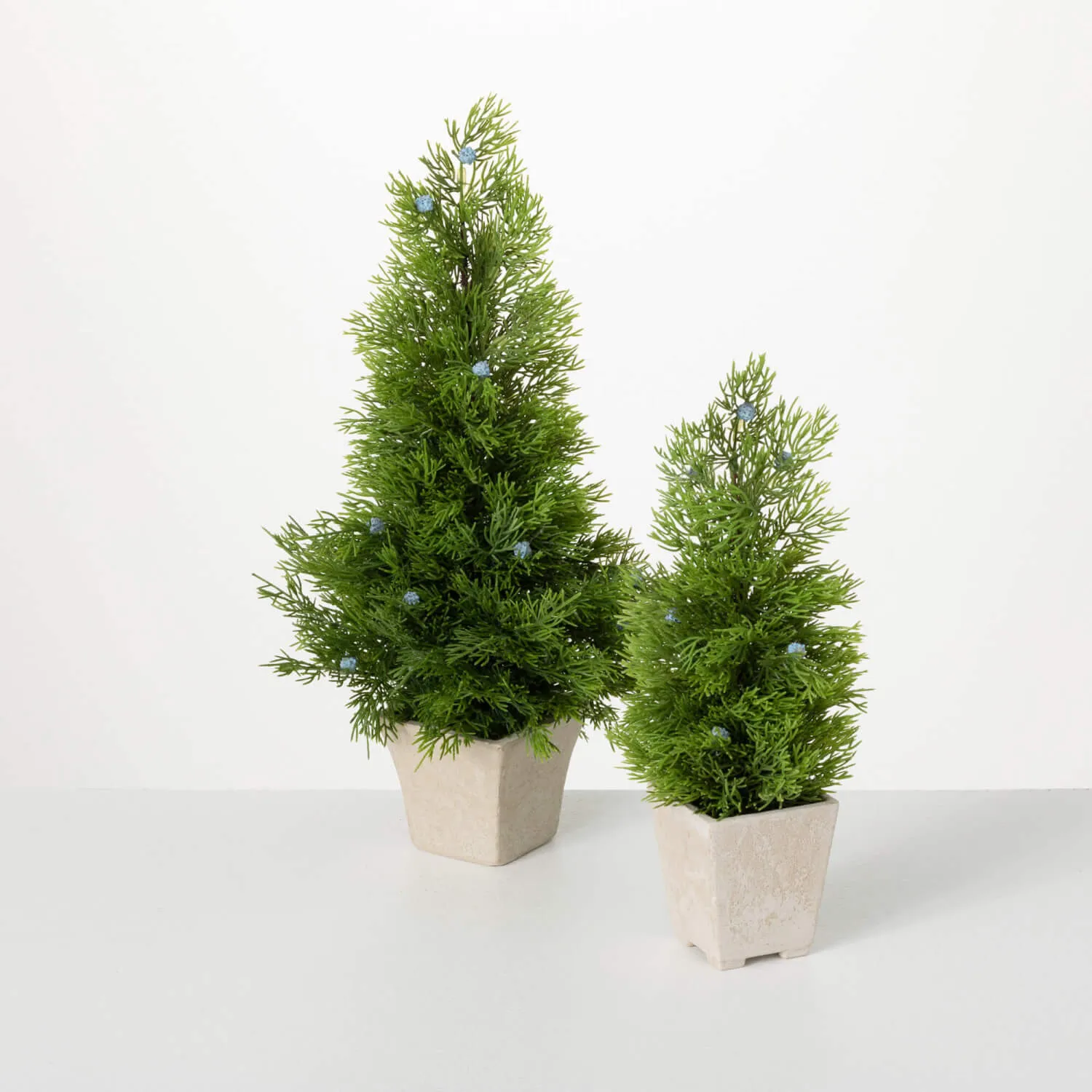 Cedar And Berry Tree Set Of 2