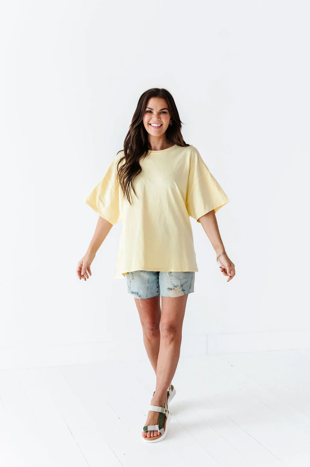 Lisa Oversized Boyfriend Tee in Pastel Yellow