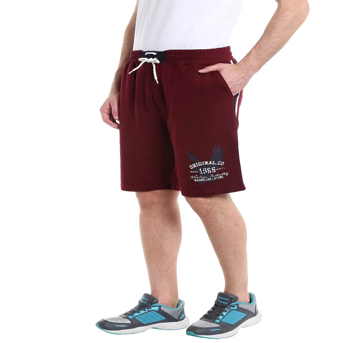 Masculino Latino Maroon Green Color Shorts