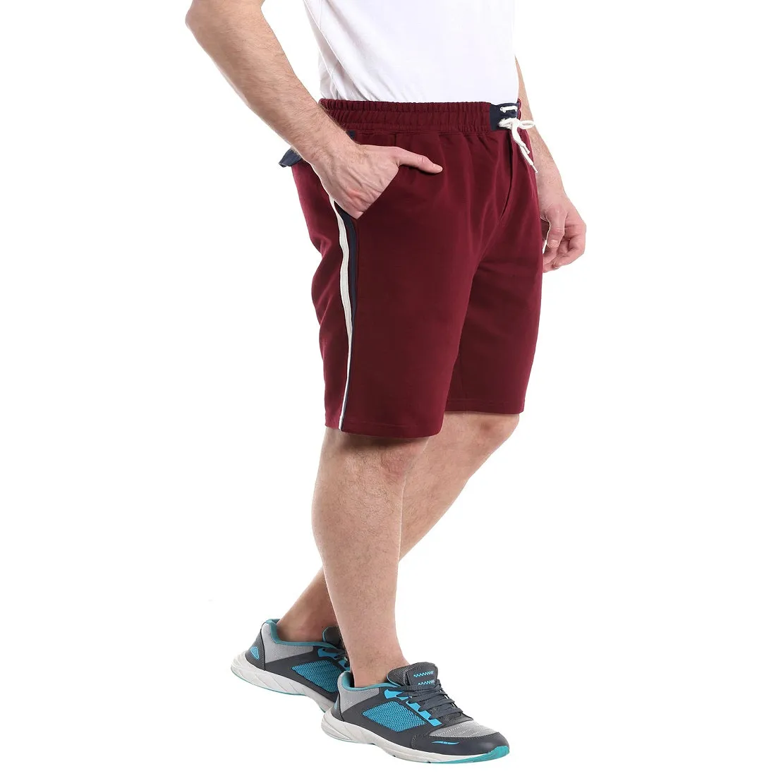 Masculino Latino Maroon Green Color Shorts