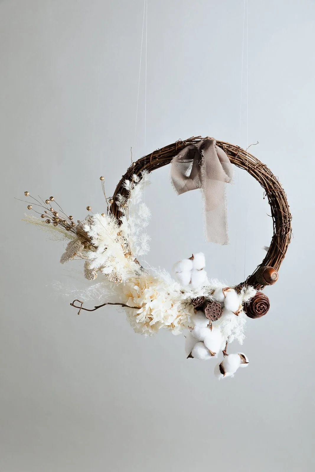 Modern Christmas Wreath No.9 / Cotton in Soft Winter Door Wreath Christmas Decoration / Christmas Wreath / Xmas Door Wreath